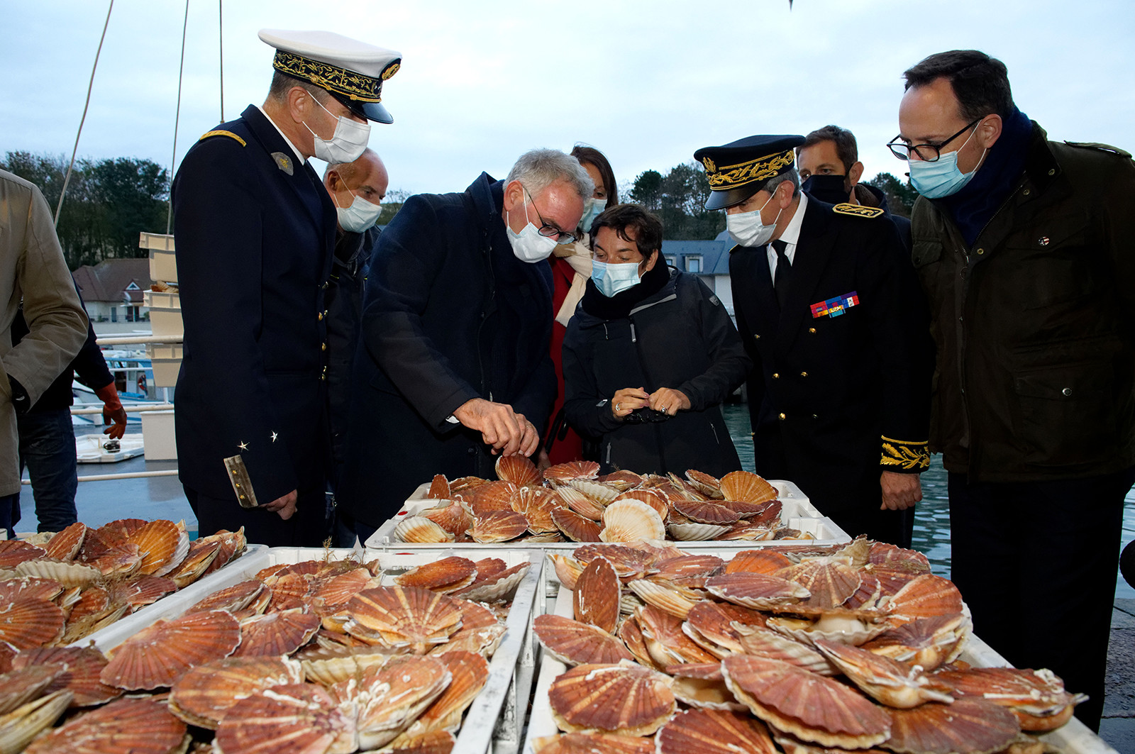 La ministre de la Mer, Annick Girardin, à Port-en-Bessin (Calvados)