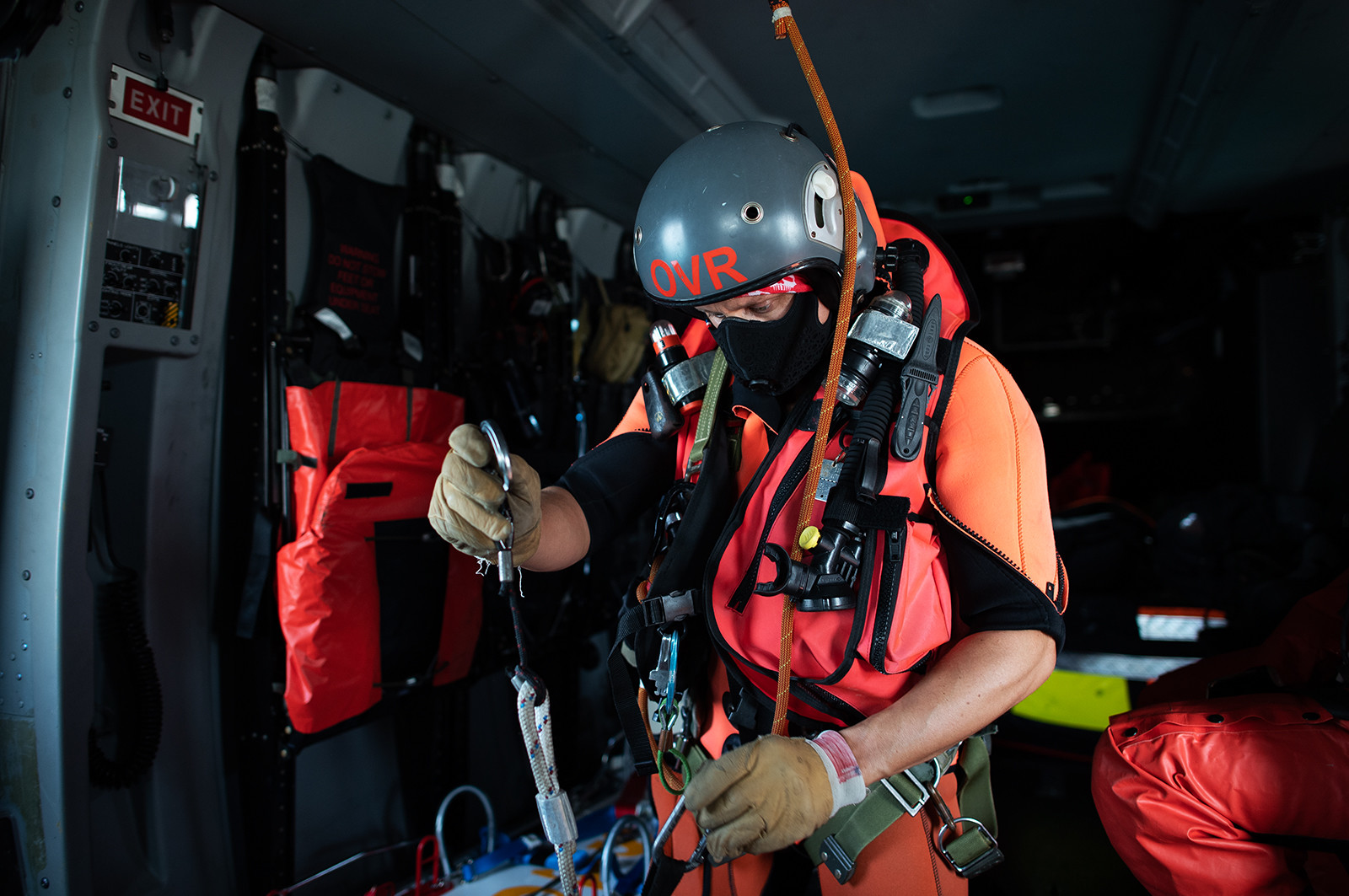 L'hélicoptère Caïman de la 33F en exercice