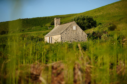 Cette petite baie se situe entre Landemer et le port d'Omonville-la-Rogue (Manche) sur le sentier des Douaniers.